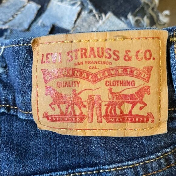 Levi's Patchwork Upcycled Cutoff Shorts W31 - Picture 12 of 16